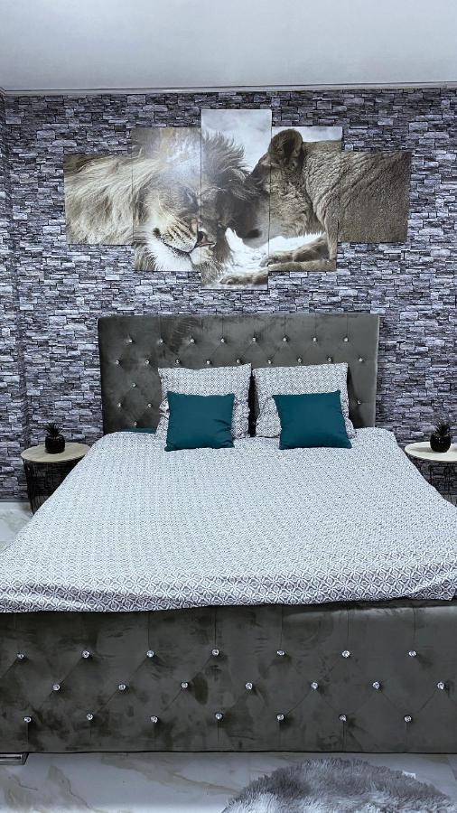 Relax & Chill Apartment Sevran Bagian luar foto